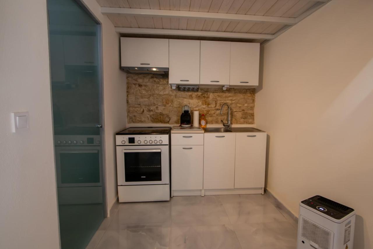Stone House Apartment Mantouki Exterior foto